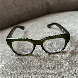 CADDIS Green Glasses